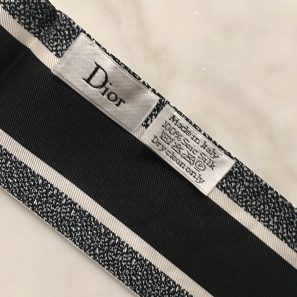 Christian Dior Jardin D'hiver Mitzah Silk Scarf - Picture 5 of 5